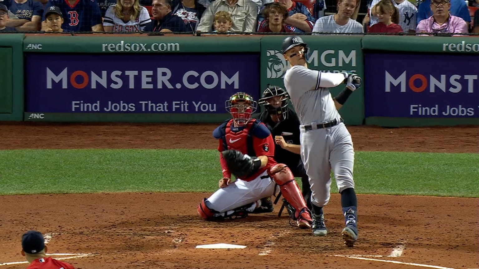 Aaron Judge Hits Monster Home Run vs. Mets 