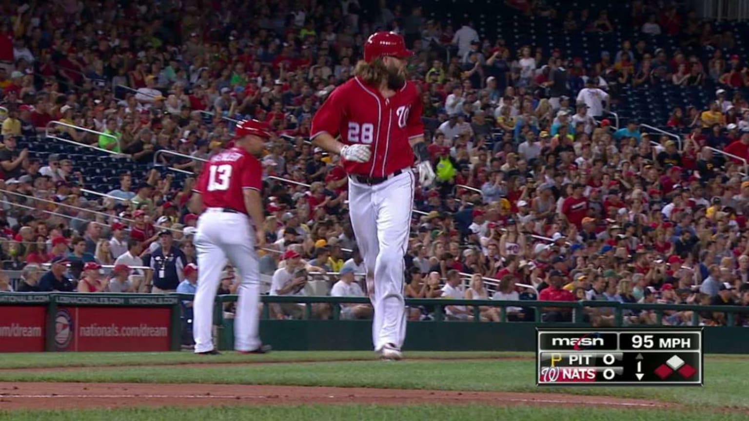 Jayson Werth pays tribute to Philadelphia, fans boo