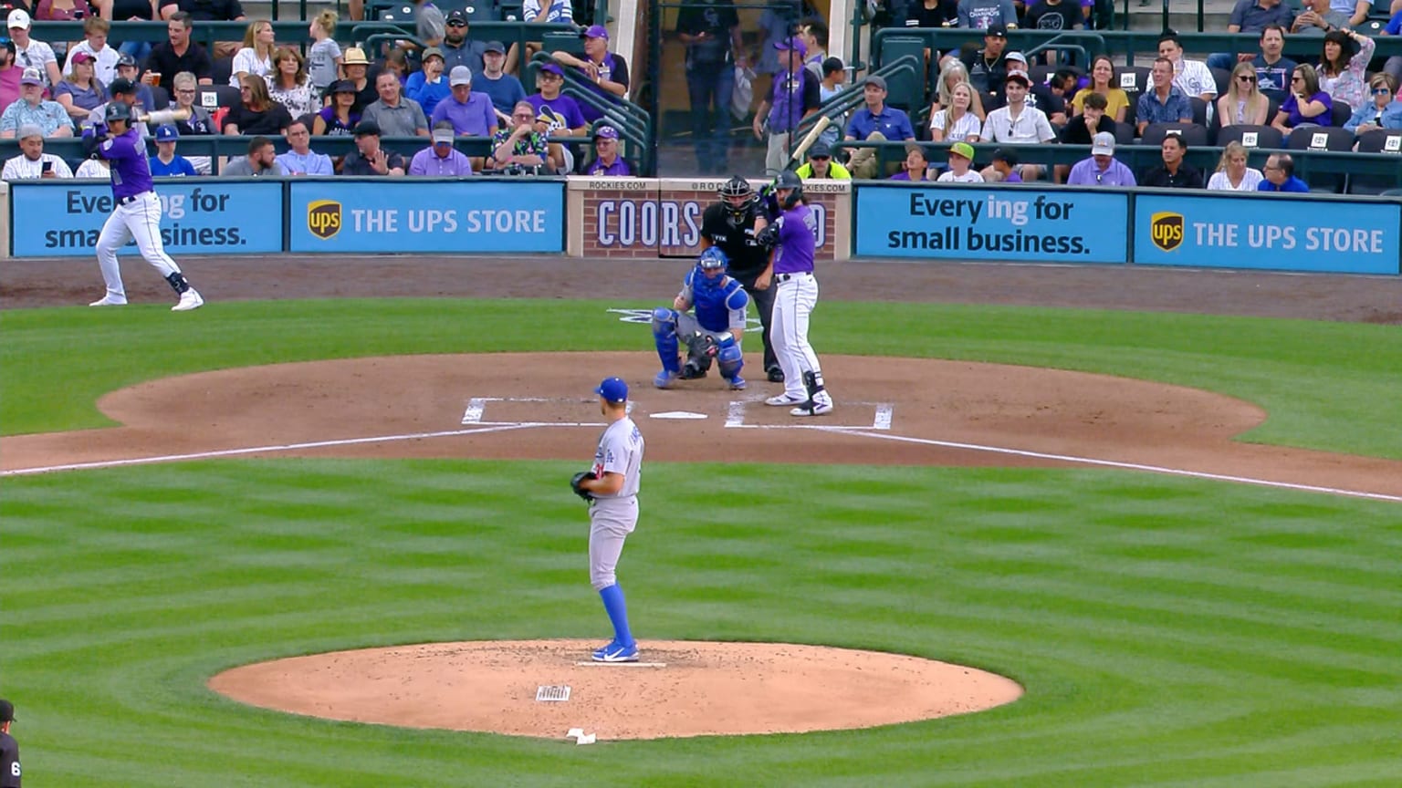 Dodgers turn two to end the 3rd inning | 06/27/2022 | Los Angeles Dodgers