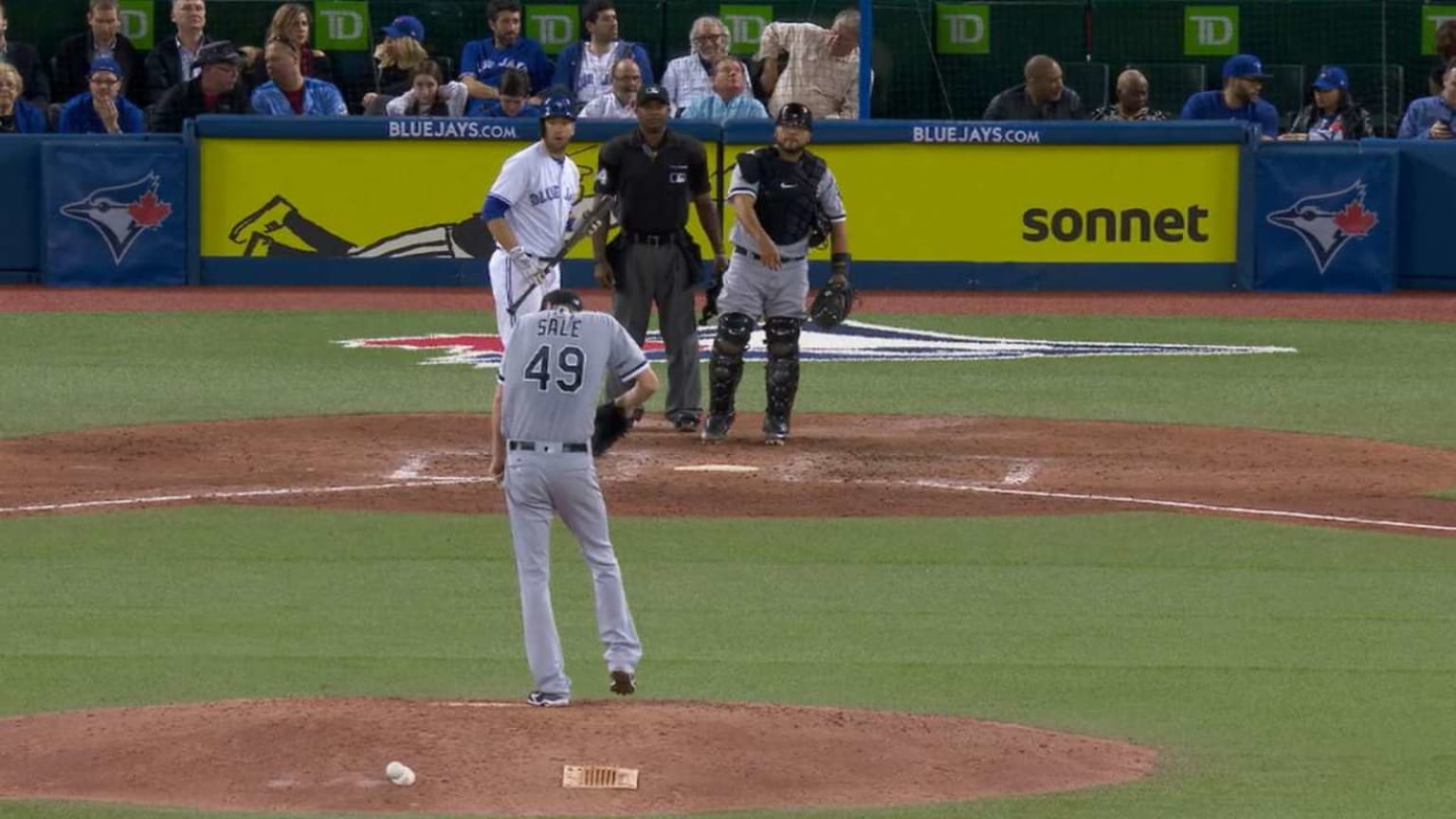 Ground out. Дохлая лошадь maneater. Tom gordon red sox. Maddison lane. Изменение климата фото.