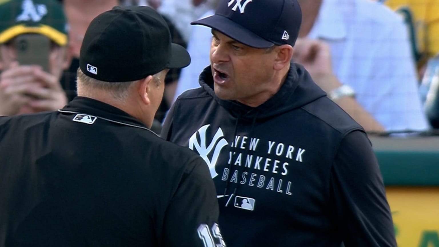 Yankees' Aaron Boone argues, gets ejected vs. Orioles 