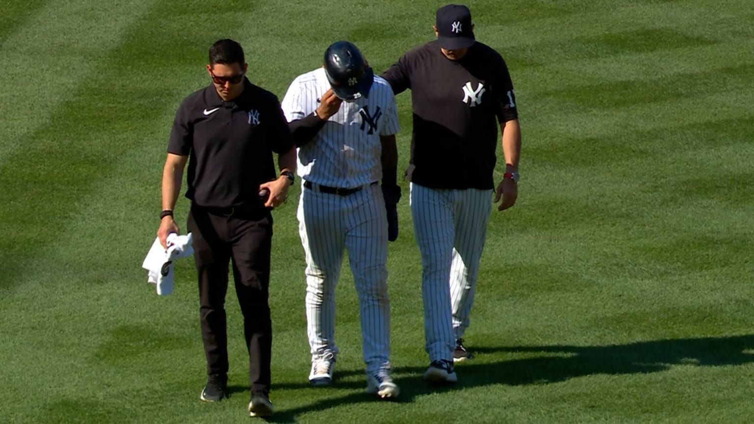 Yankees' Gleyber Torres has 'mild' ankle injury