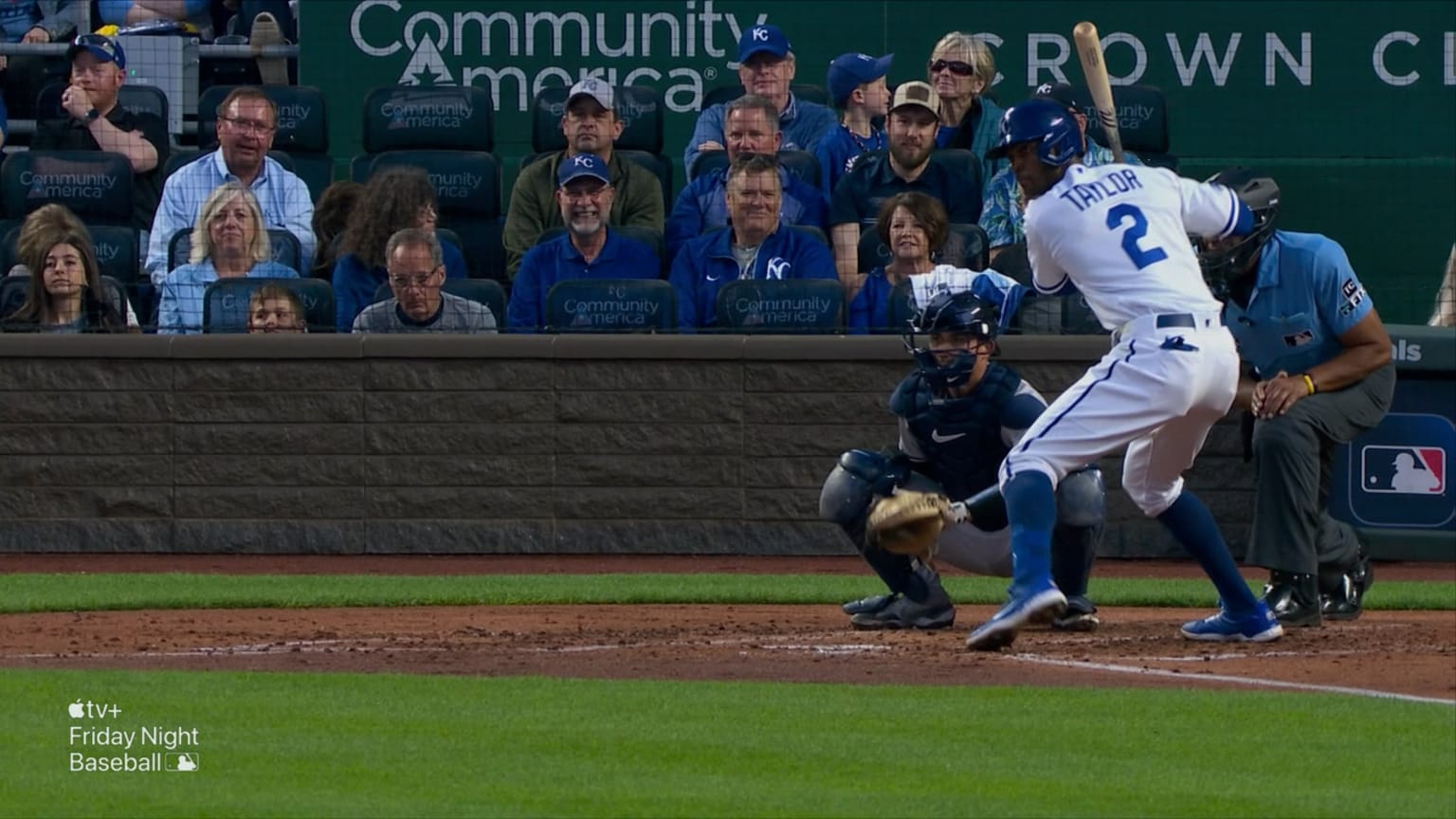 Michael A. Taylor's RBI single 04/29/2022 Kansas City Royals