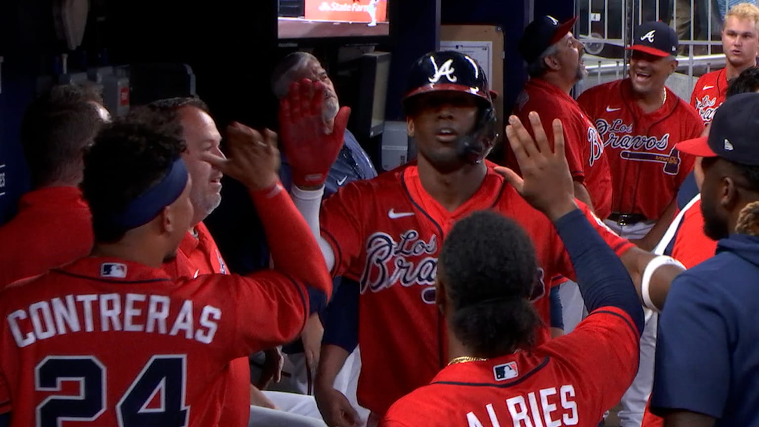 Braves score five runs in the 5th vs. Marlins 09/10/2021 Atlanta Braves
