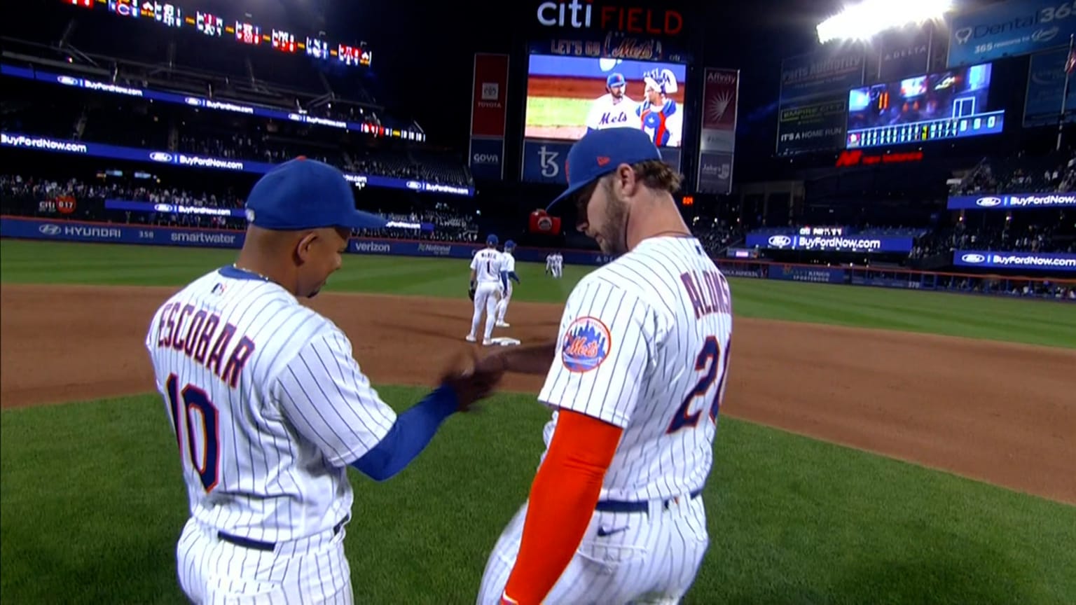 Holderman seals Mets' win 05/18/2022 New York Mets