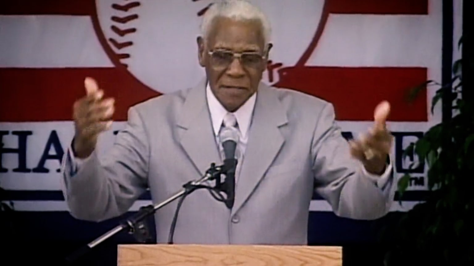 Chicago Cubs Hall of Fame 2022 Inductees: Buck O'Neil, José