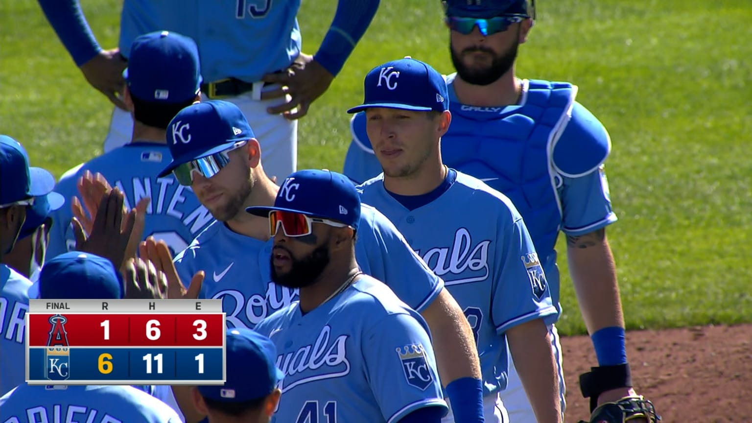 Tyler Zuber seals the 61 win 04/14/2021 Kansas City Royals