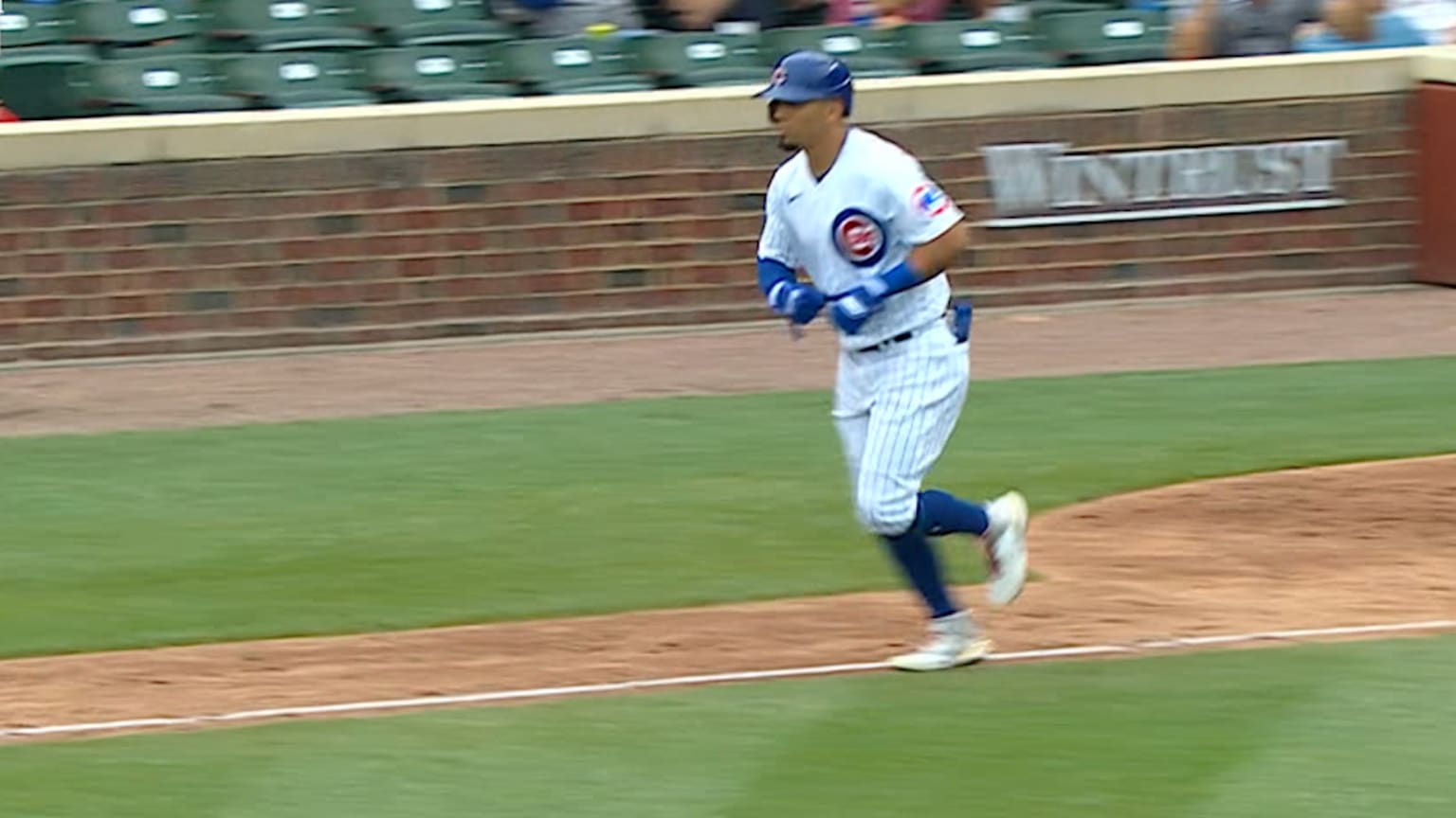 David Bote scores on a walk, 05/21/2021