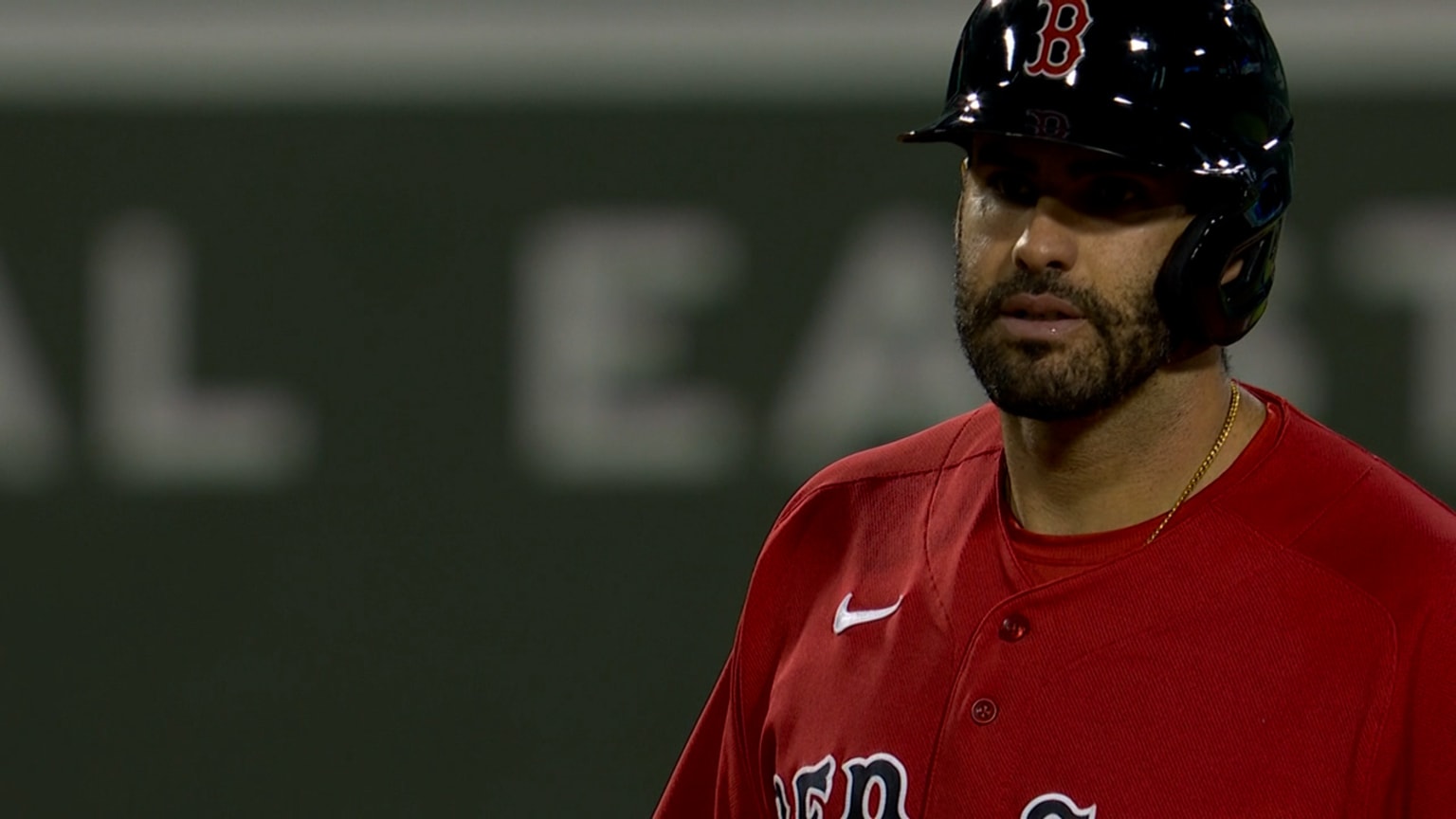 J.D. Martinez exits with injury, 04/20/2022