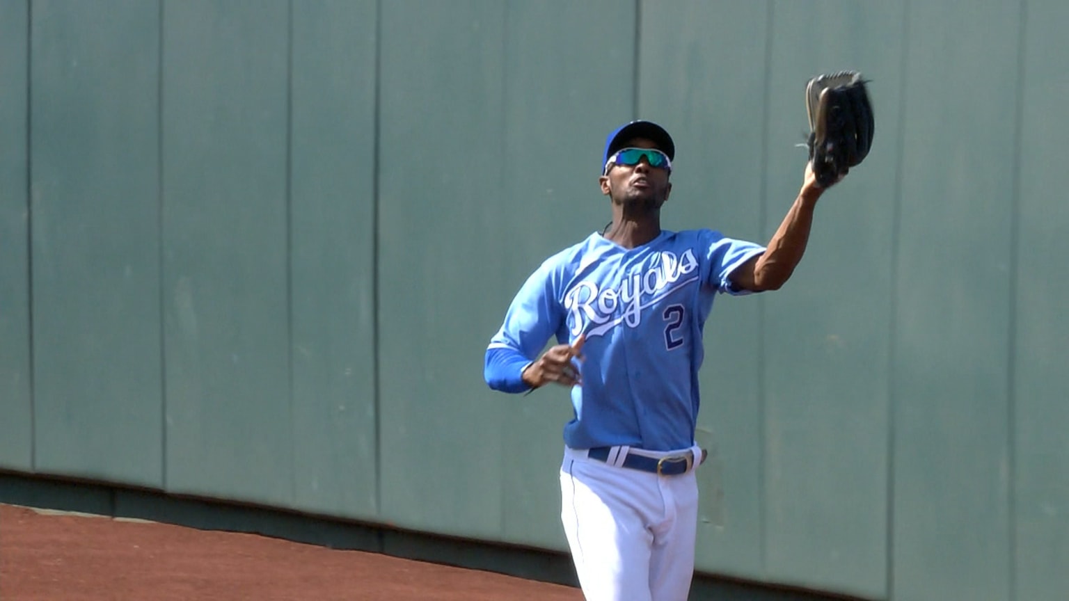 Taylor makes a great running grab in center field | 06/05/2021 | Kansas ...
