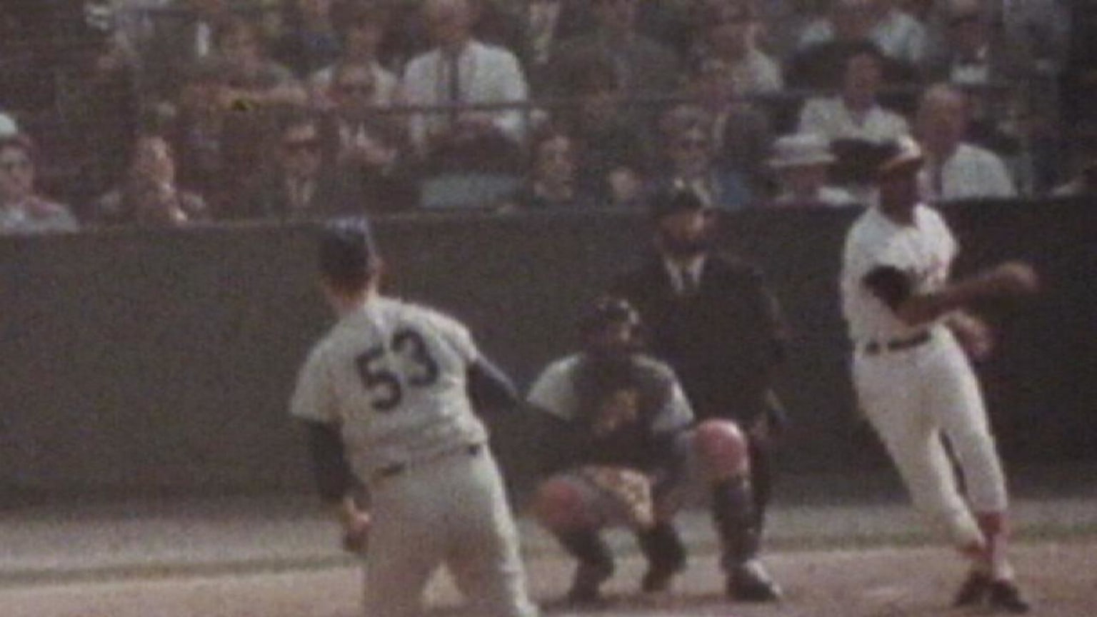 May 8, 1966: Frank Robinson smashes home run completely out of