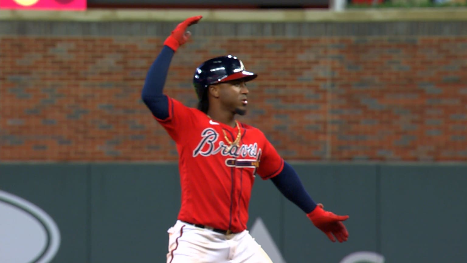 Ozzie Albies' go-ahead double, 05/27/2022