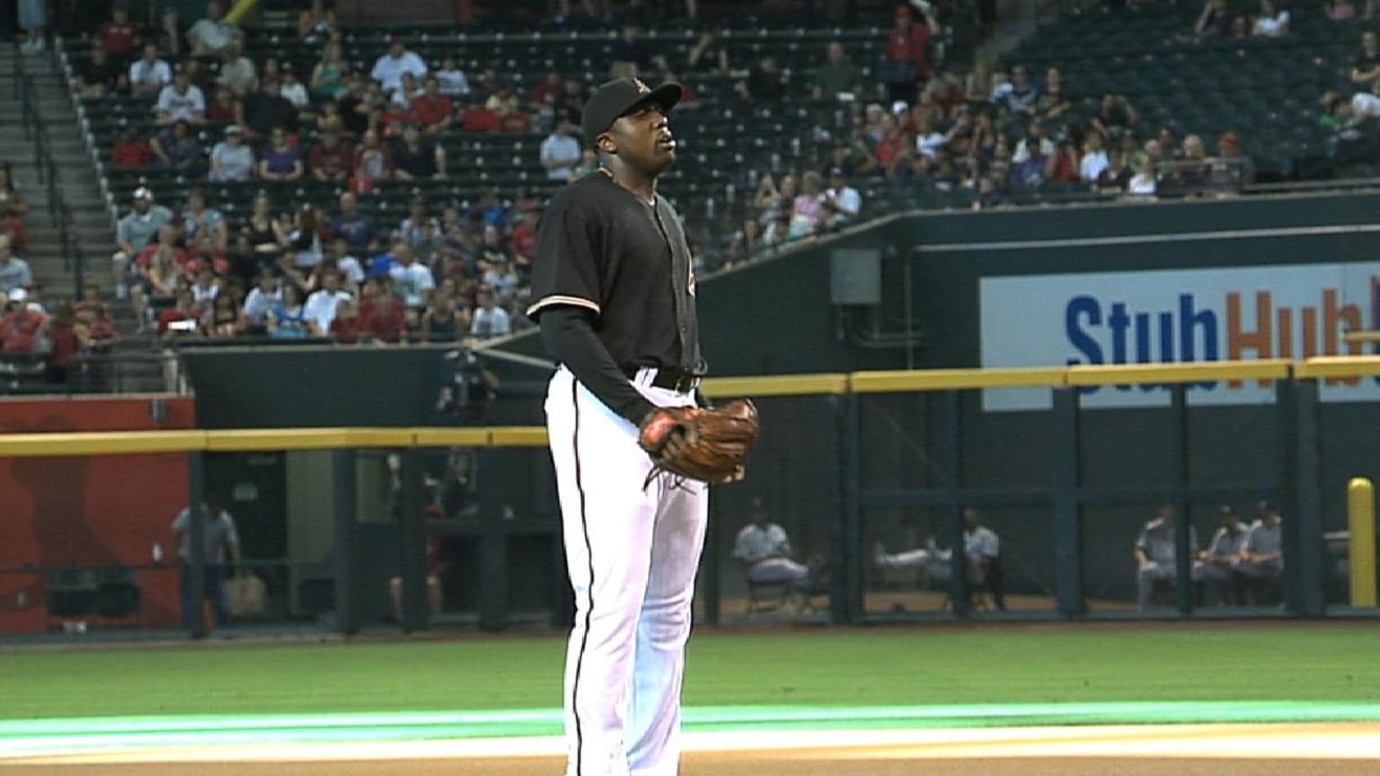 Dontrelle Willis weighs in on the bullpen issues in Philadelphia