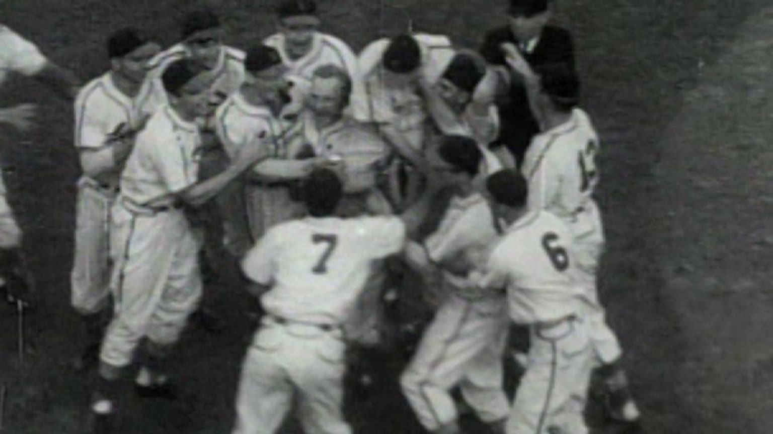 Cardinals win 6th World Series in 7 Games 10/15/1946 Chicago Cubs