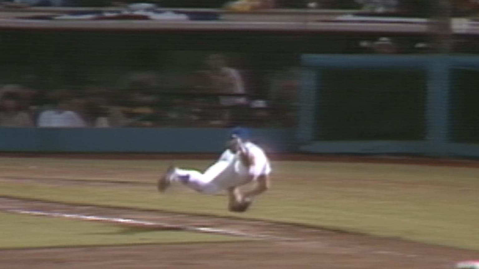 Cey's diving double play, 10/23/1981