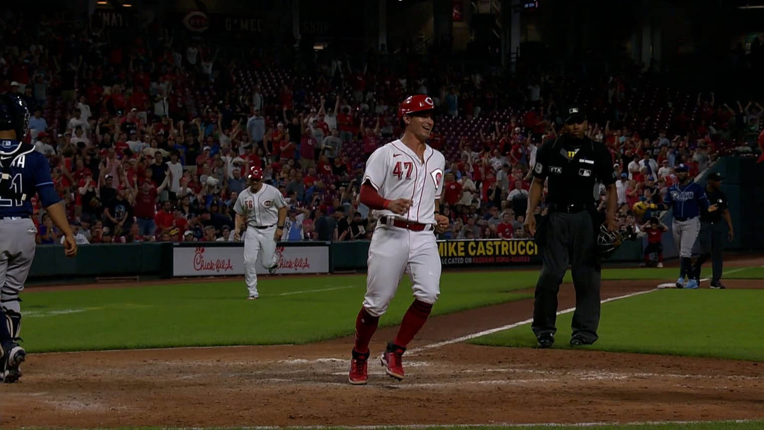 Reds win on a walk-off balk | 07/08/2022 | MLB.com