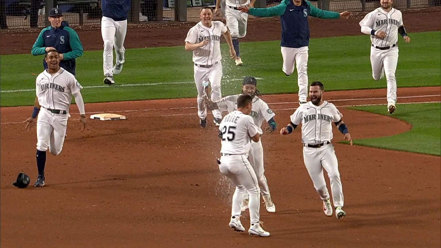 Mariners' 9thinning comeback win 06/11/2022 Seattle Mariners