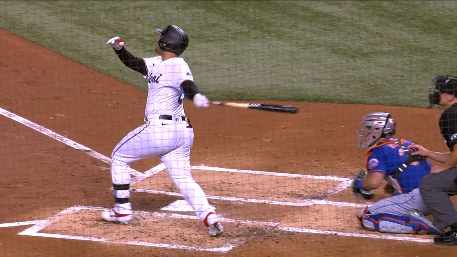 Alex Jackson's 1st career HR 08/03/2021 Miami Marlins