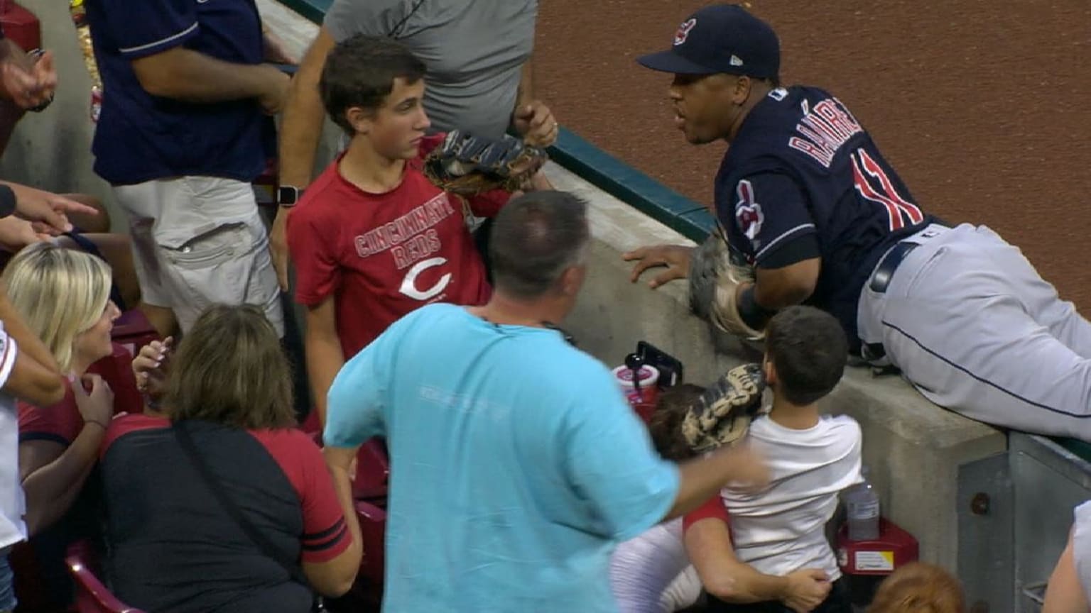 CLECIN Reds fan snags foul ball in front of Ramirez 08/15/2018