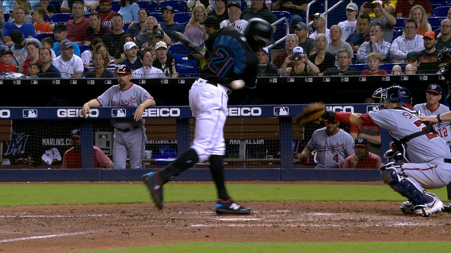 Granderson's HBP scores Galloway 04/19/2019
