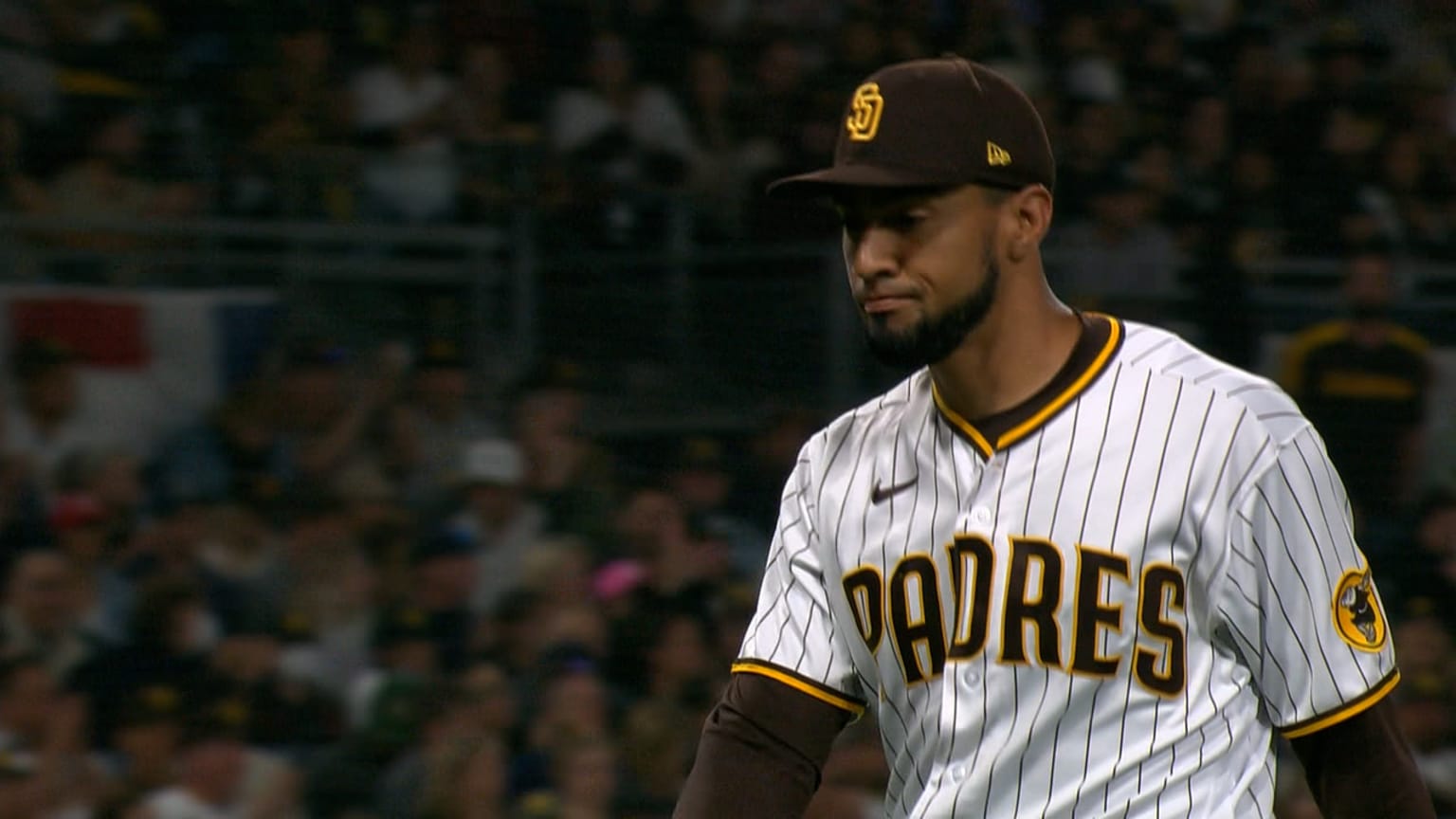 San Diego Padres fans fired up over relief pitcher Robert Suarez agreeing  to a high-priced long-term deal with the team