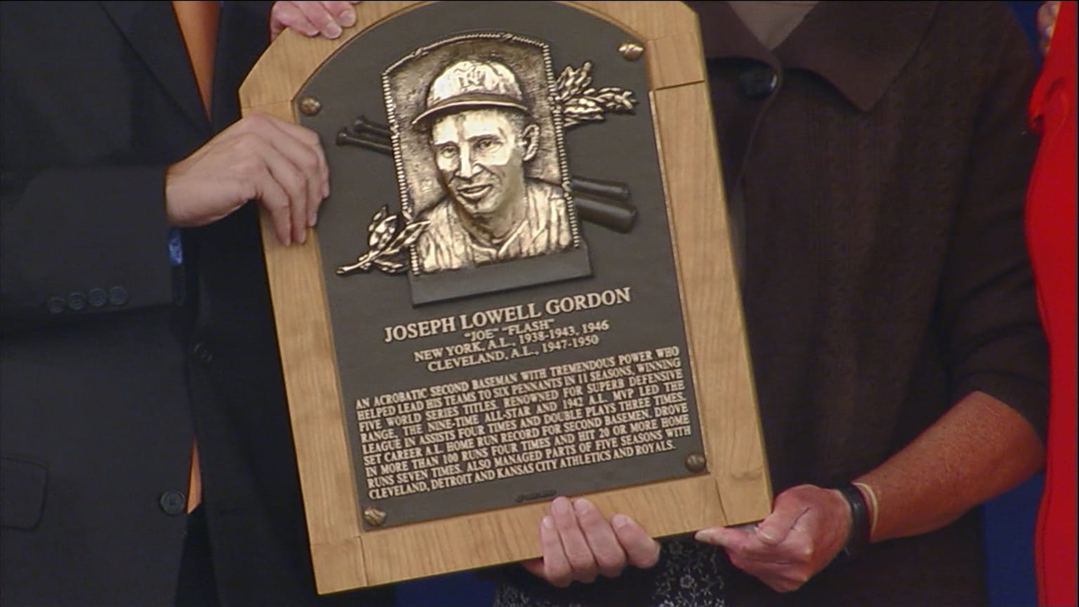 Joe Gordon inducted into Hall of Fame | 07/26/2009 | MLB.com
