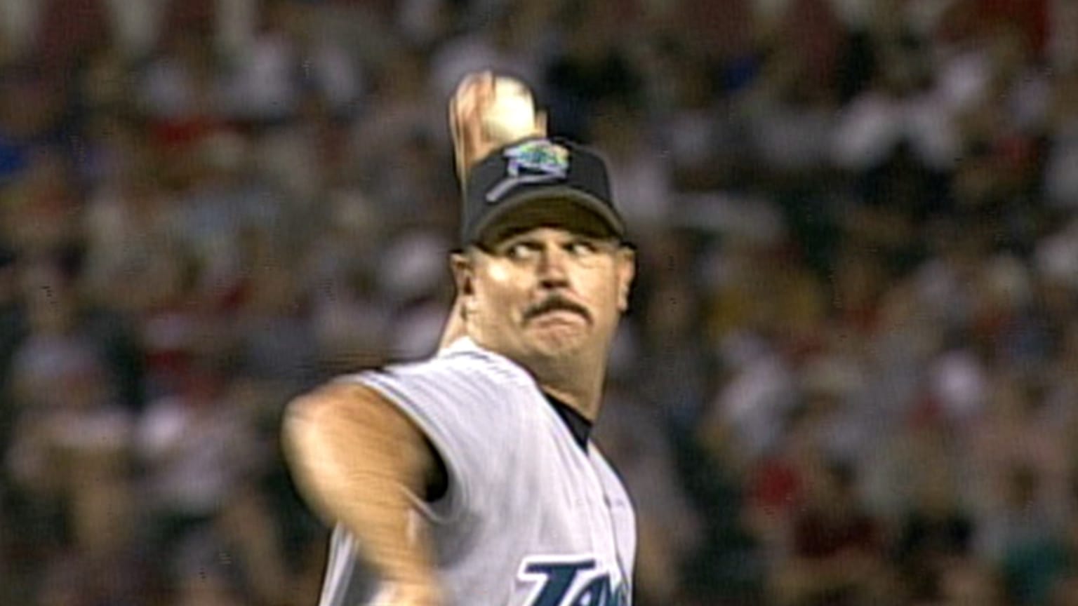 Jim Morris makes big league debut at age 35 09/18/1999 MLB