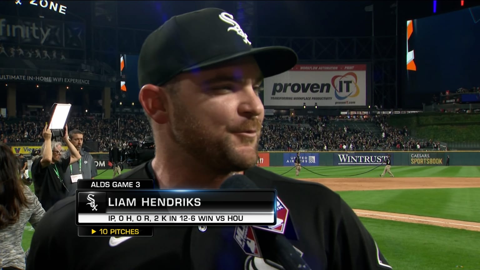 Download Pitching Liam Hendriks Wallpaper
