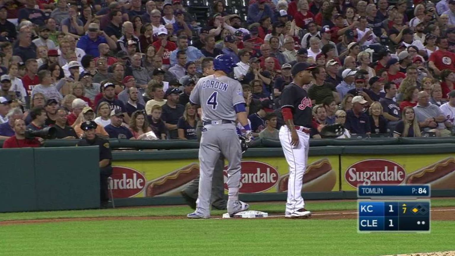 Gordon lines a triple to center | 09/20/2016 | MLB.com