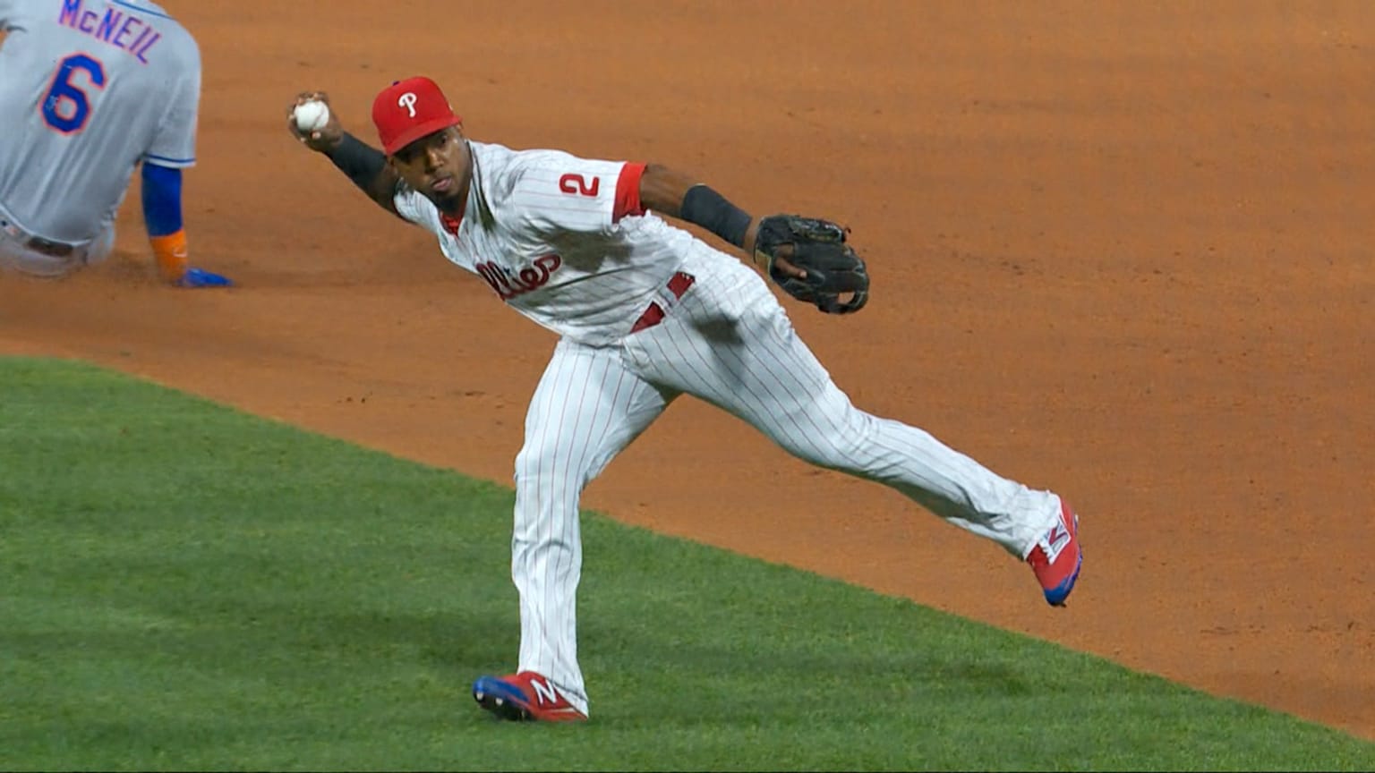 Jean Segura's barehanded play | 08/06/2021 | Philadelphia ...