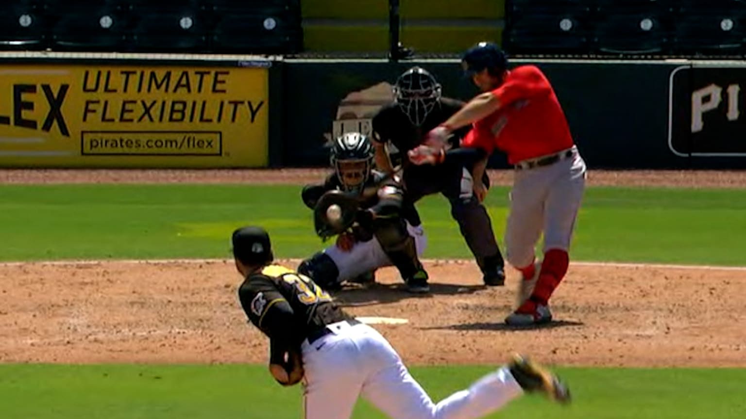 Christian Arroyo�s RBI single 03/27/2021 Boston Red Sox