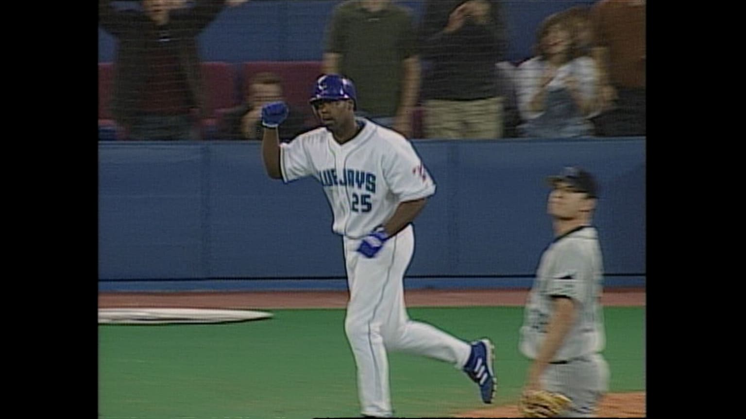 Delgado hits four homers in win 09/25/2003 Toronto Blue Jays