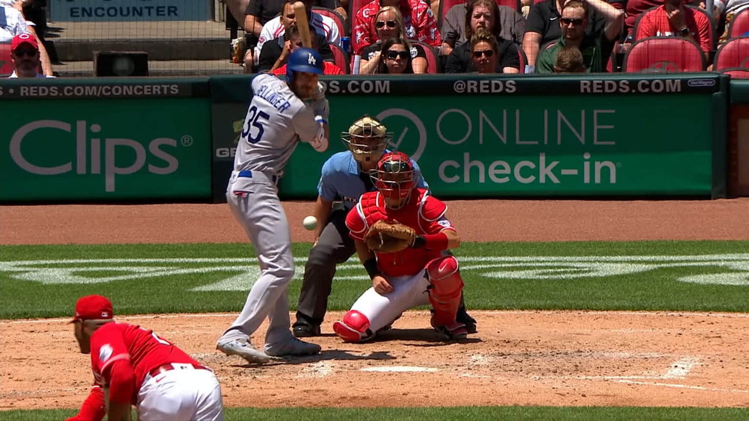 Cody Bellinger's two-run homer, 06/03/2022