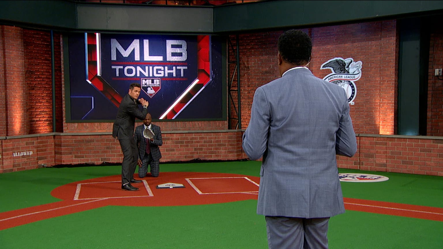 Pedro Martinez breaks down catcher positioning | 04/14/2021 | MLB.com