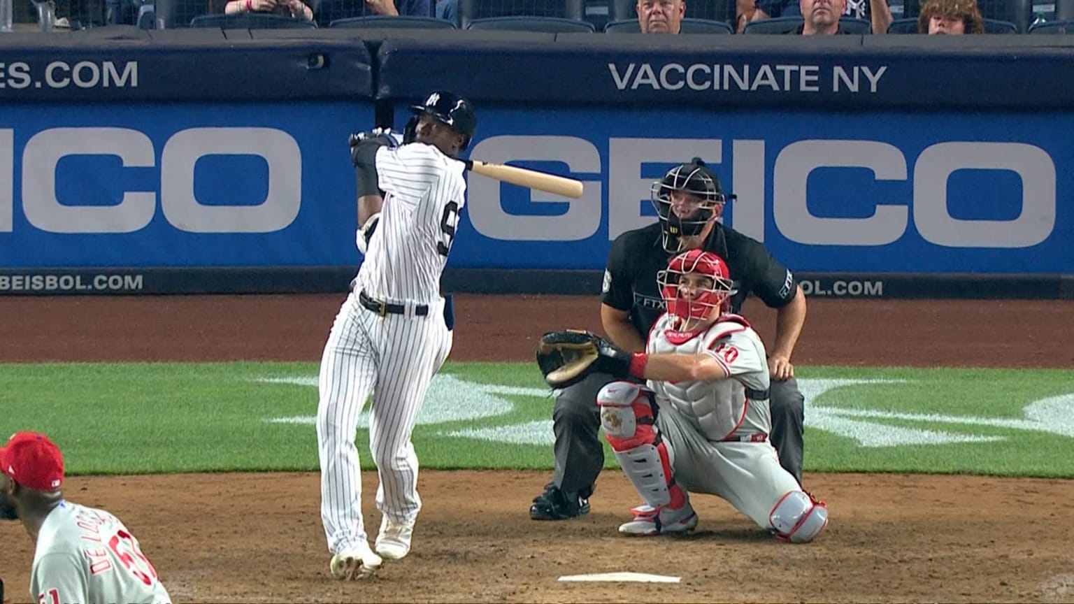 Estevan Florial's two-run homer, 05/28/2023