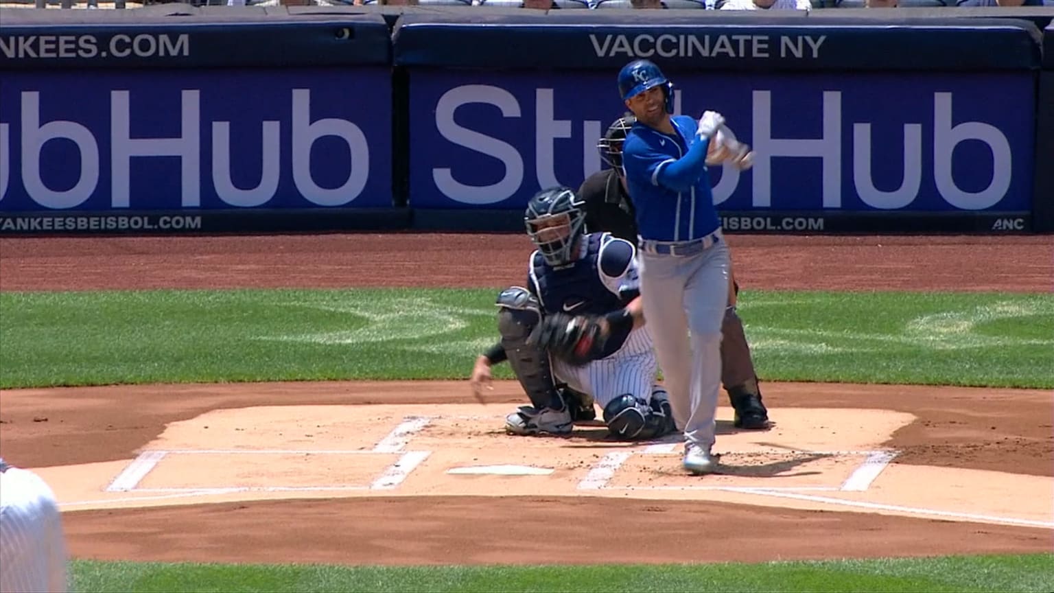 Whit Merrifield #39 s leadoff single 06/24/2021 Kansas City Royals
