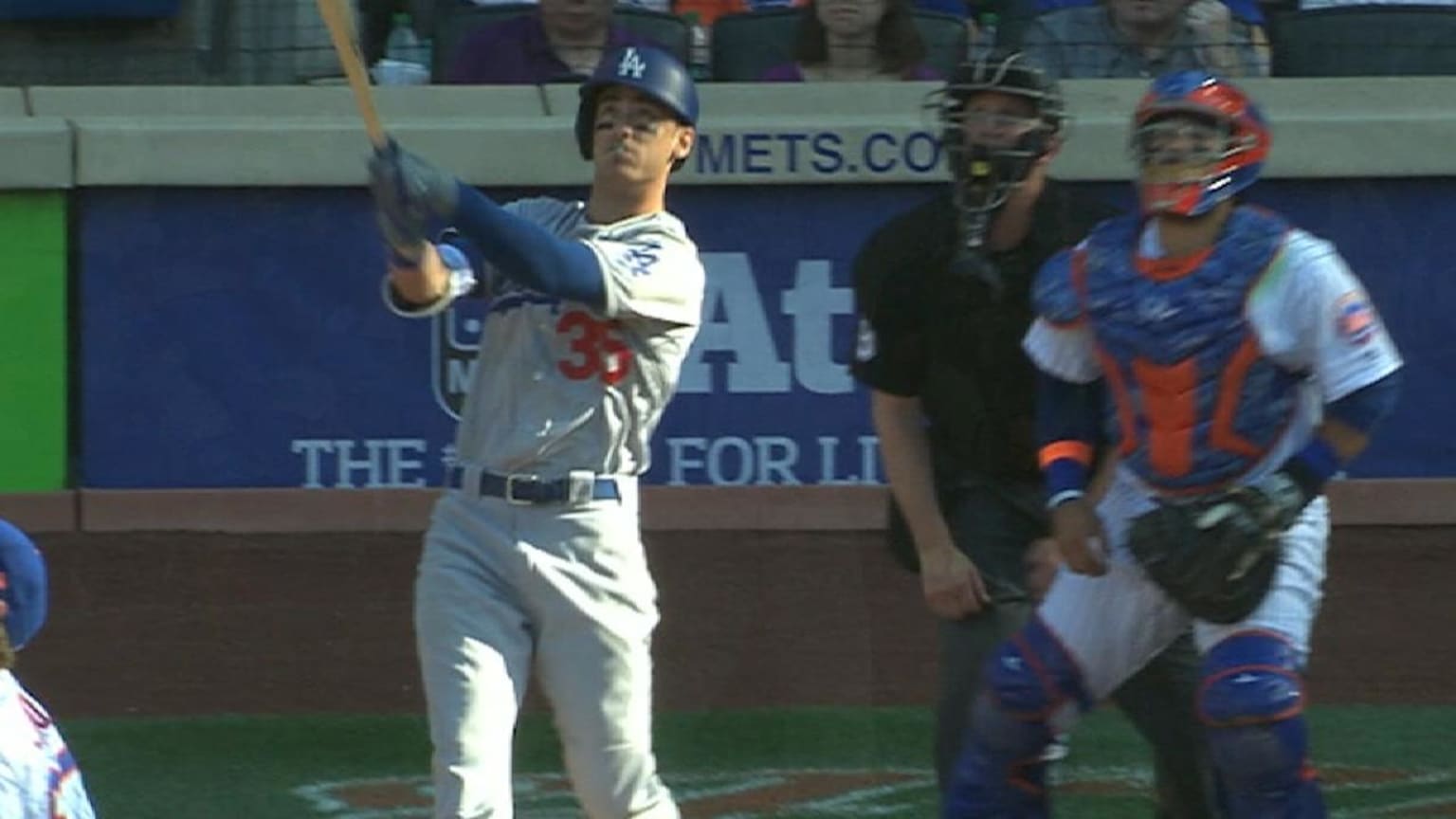 Matsui rocks Mariners with two-run homer for Angels