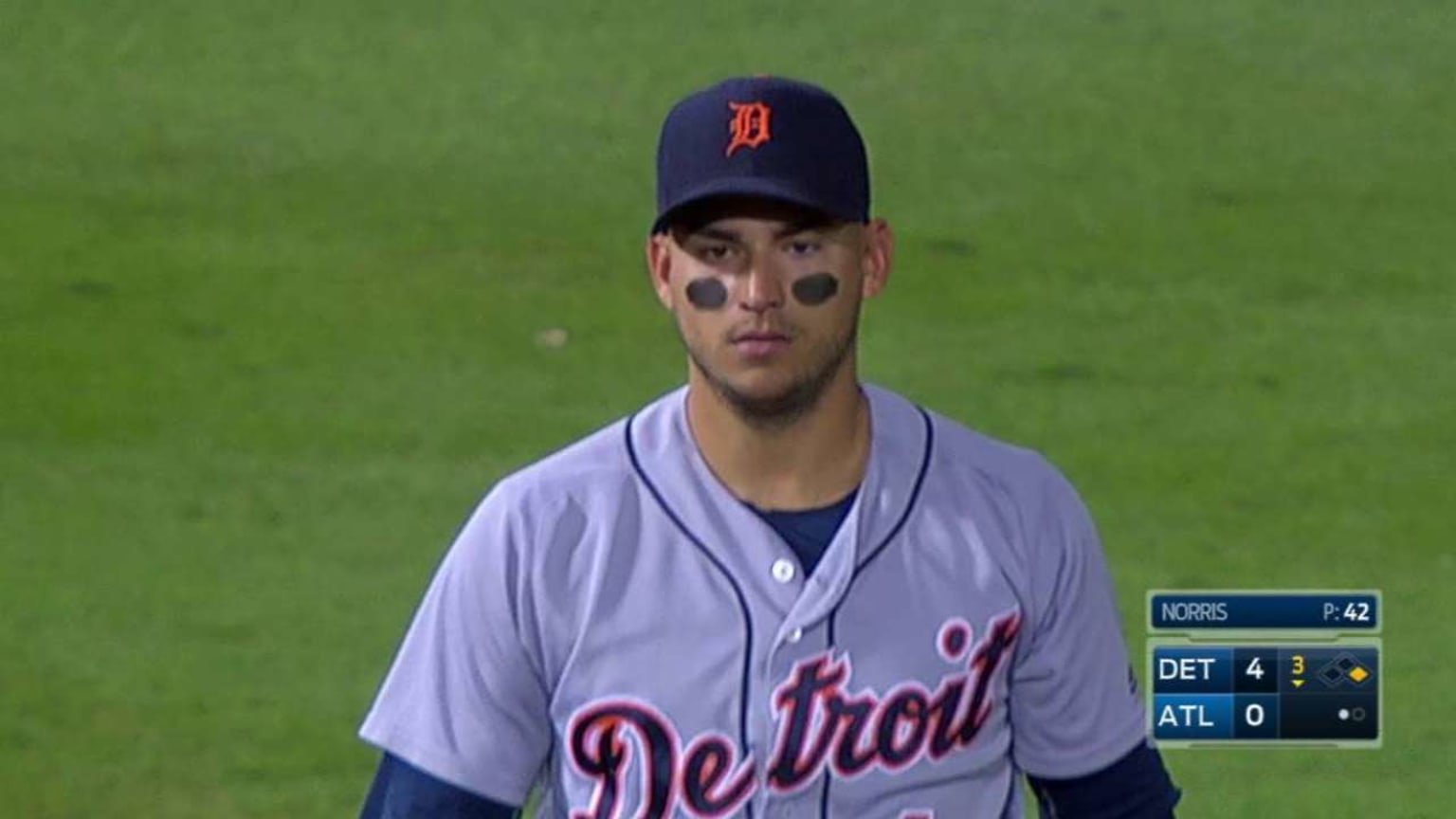 Jose Iglesias to see specialist; Detroit Tigers call up pitchers