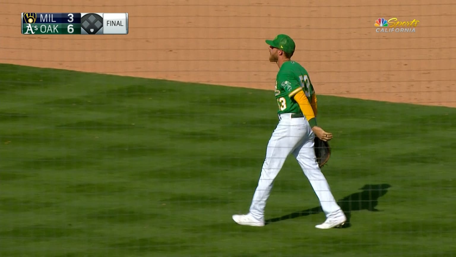 Shohei Tomioka delivers the final pitch in the 9th | 03/25/2022