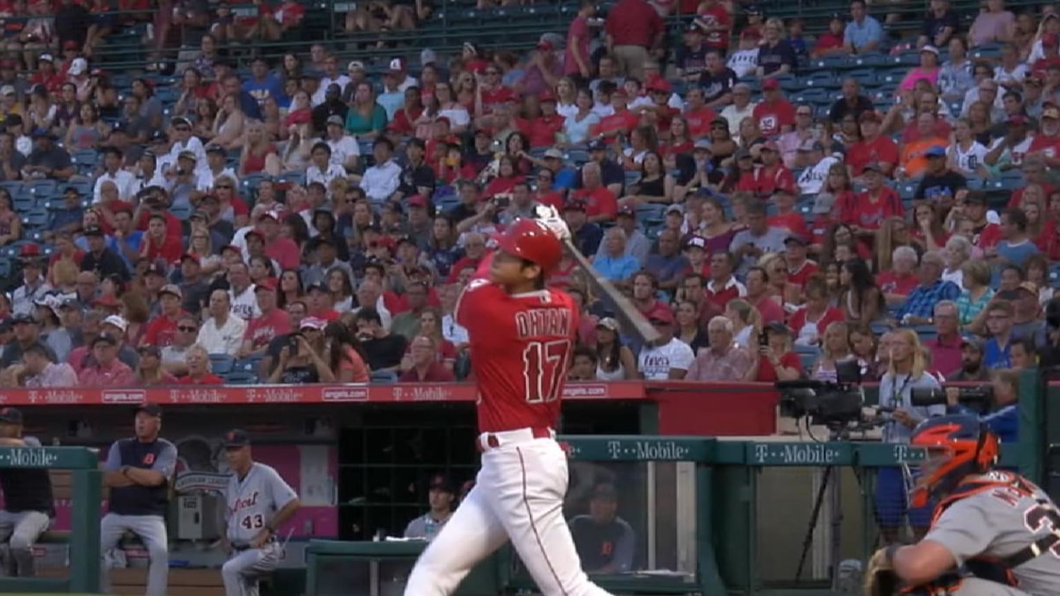 Ohtani's 3-run blast | 08/07/2018 | Los Angeles Angels