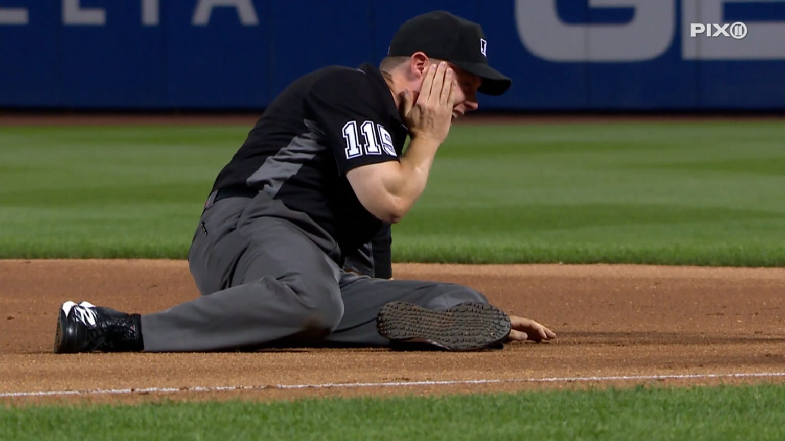 Firstbase umpire struck by throw 09/13/2021