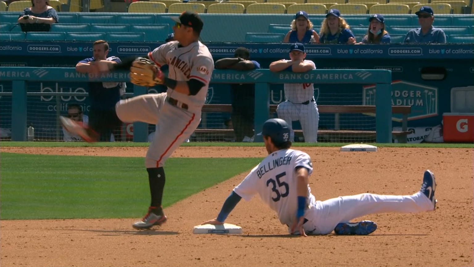 Replay confirms Bellinger is out 05/30/2021 San