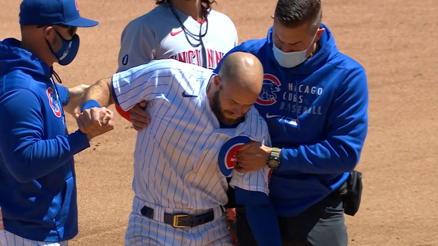 Cubs 3B David Bote departs with left shoulder injury Ohio & Great Lakes  News - Bally Sports