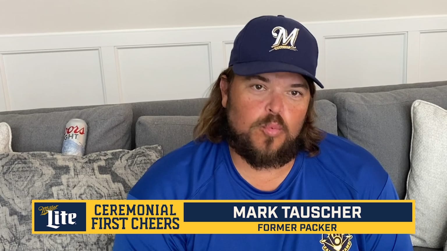 Mark Tauscher salutes the Brewers with First Cheers 08/08/2020