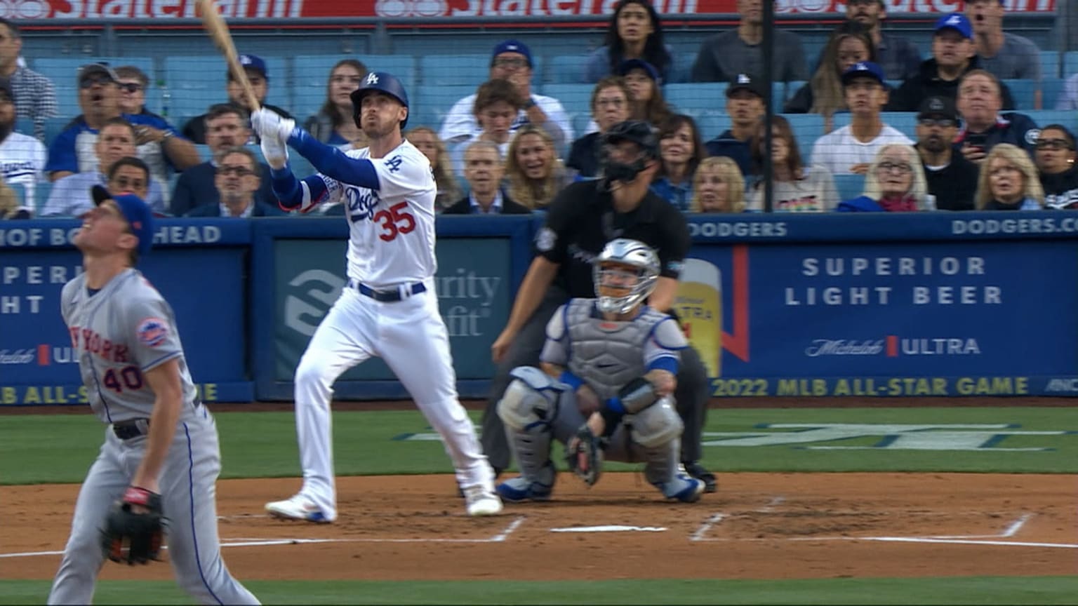 Cody Bellinger's two-run homer, 06/03/2022