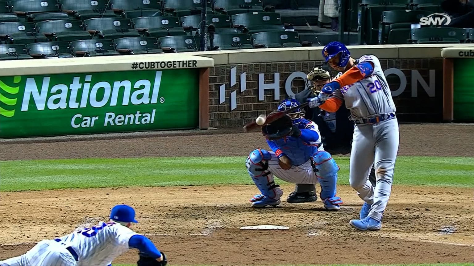 Pete Alonso�s tworun homer 04/21/2021 New York Mets
