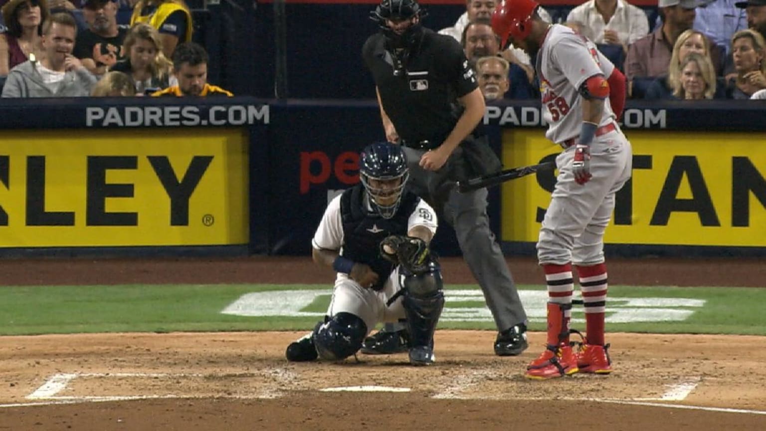 Sanchez frames pitch in the dirt | 09/06/2017 | MLB.com