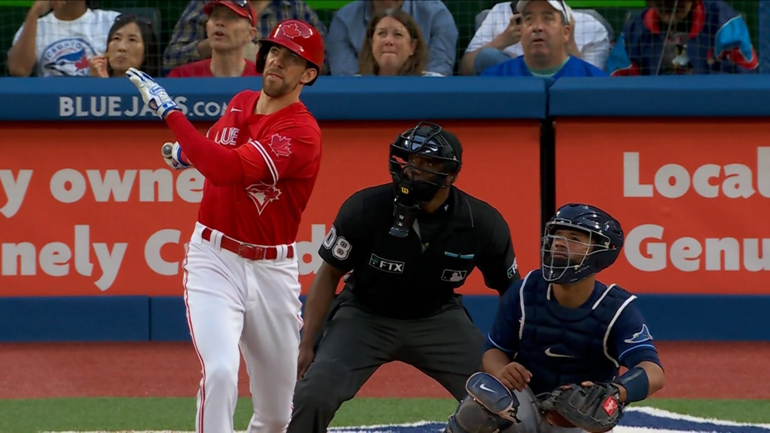 Big Dumper blasts 2 Run Homer vs Blue Jays (2022 WC Series Game 1) 