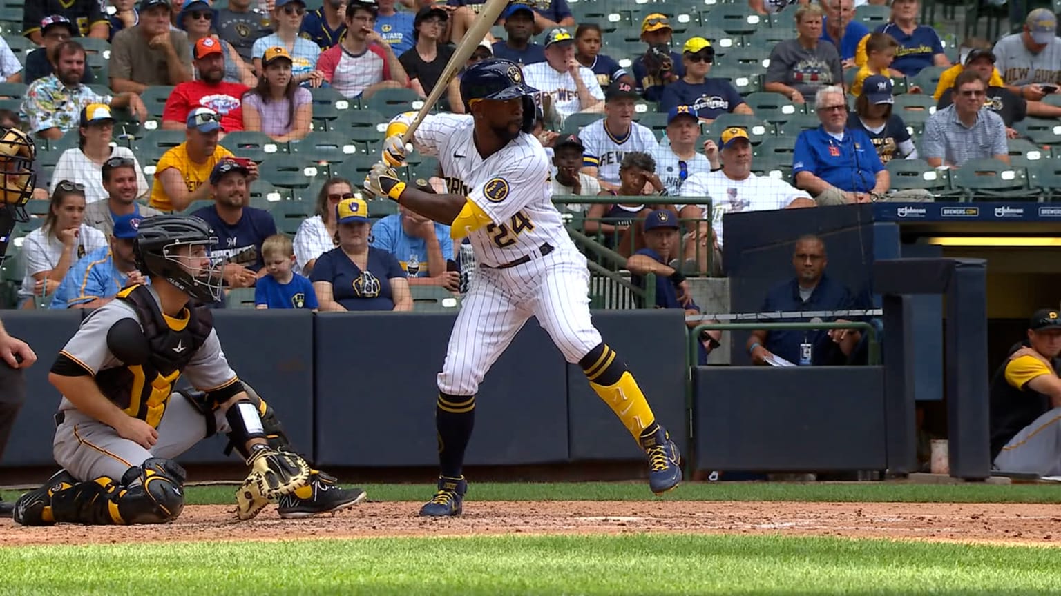 Andrew McCutchen gives Brewers an edge for another MLB playoff trip