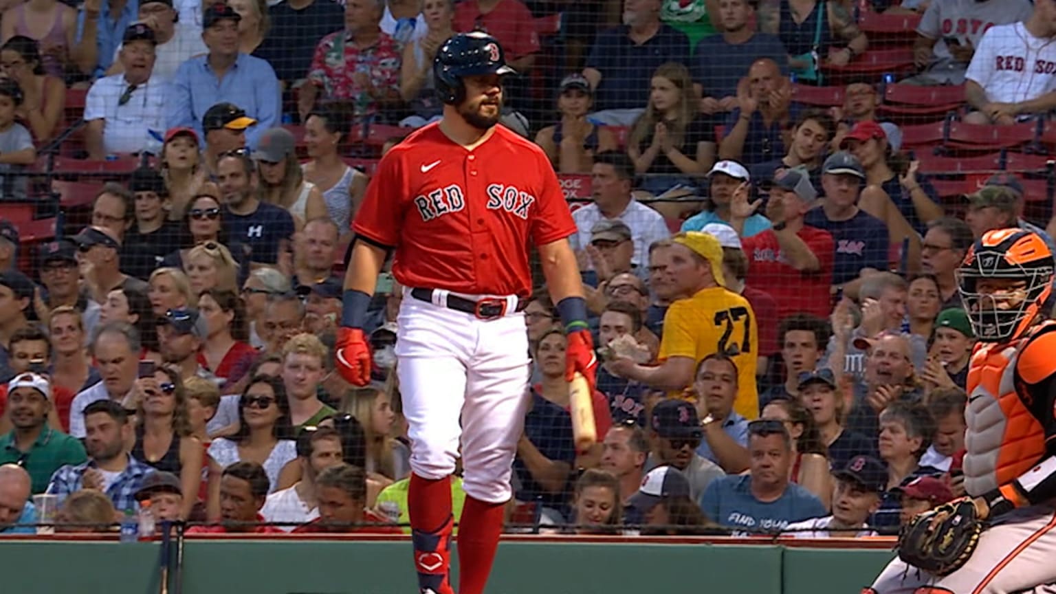 Boston Red Sox - Kyle Schwarber makes his Red Sox debut.